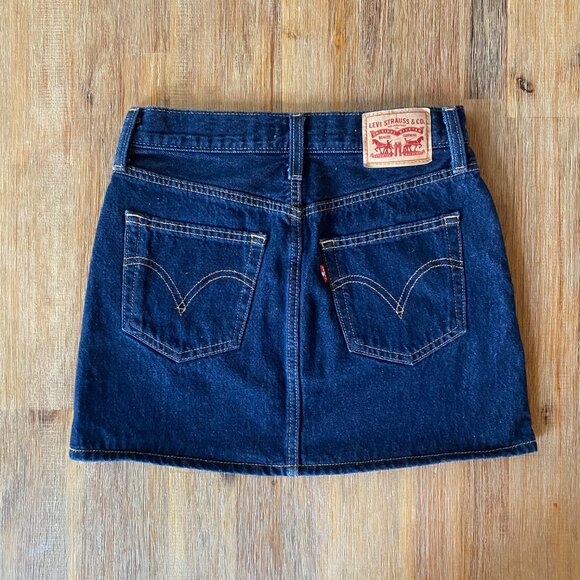 Levi's Icon Western Yoke Mini Skirt - Size 24 - Picture 6 of 6